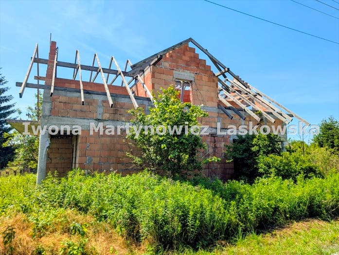 Dom na sprzedaż, Tymowa
