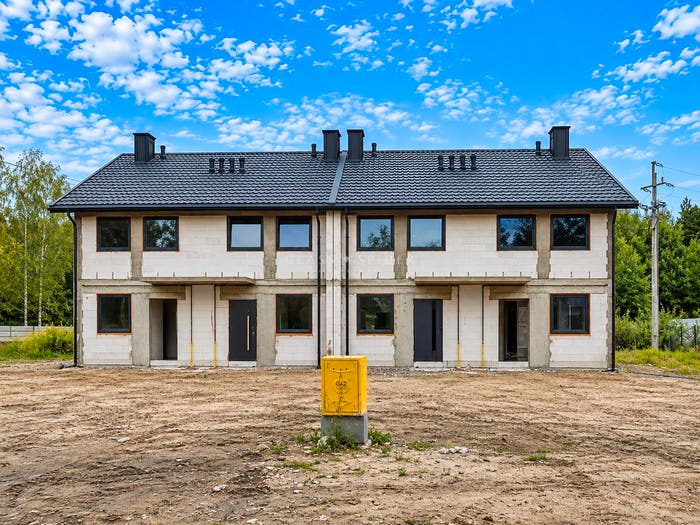 Mieszkanie 4-pokojowe na sprzedaż, Wiązowna